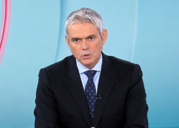 Καραγκούνης στο ΕΡΤnews Radio 105,8: Υποχρεωτική παύση υπαίθριων εργασιών 13:00 -17:00 λόγω καύσωνα – Πρόστιμο 2.000 ευρώ ανά εργαζόμενο για παραβάσεις