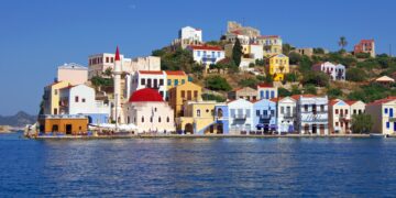 Ιατρικός Σύλλογος Αθηνών: Αγανάκτηση και προβληματισμός από το περιστατικό της σύλληψης αγροτικού ιατρού, στο Καστελλόριζο