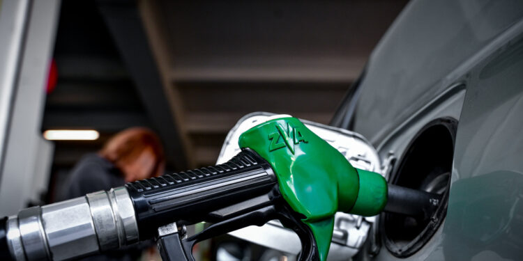 Νέα τιμή στο diesel μετά την επιδότηση – Πόσο θα μειωθεί τον Αύγουστο