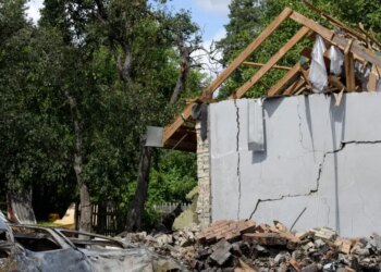 Ουκρανία: Συνεχίζονται τα ρωσικά σφυροκοπήματα στο Κίεβο - Ένας νεκρός
