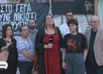 Στα προσφυγικά της λεωφόρου Αλεξάνδρας η Ζωή Κωνσταντοπούλου