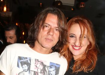 Ο Δημήτρης Κοργιαλάς και η Φωτεινή Ψυχίδου βάφτισαν στη Ναύπακτο τον 9χρονο γιο τους