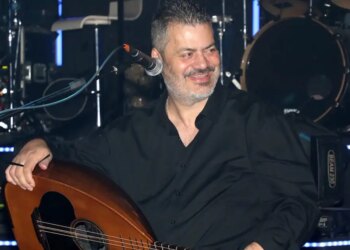 Ο Μανώλης Κονταρός ακύρωσε εμφάνισή του στο Ρέθυμνο λόγω των φονικών πυρκαγιών