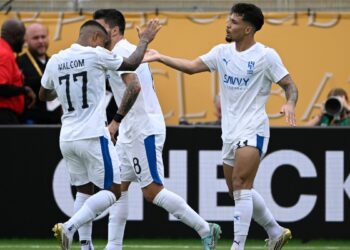 Στον Άγιαξ ο Μάρκος Λεονάρντο - www.ertsports.gr