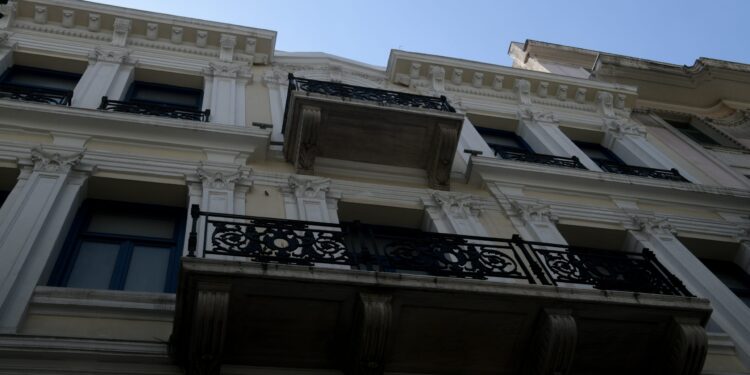 Δικηγόρος θυμάτων εμπρησμού της Marfin για τις συλλήψεις: «Αν αποδειχθεί η εμπλοκή τους, θα είναι λύτρωση και δικαίωση για τα θύματα» - ertnews.gr