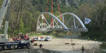 Τέμπη: Αρχές Σεπτεμβρίου παραδίδεται η νέα γέφυρα της Αγίας Παρασκευής – Είχε καταστραφεί μετά την κακοκαιρία Daniel