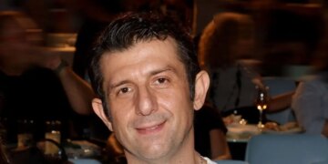 Μιχάλης Οικονόμου: Είναι φανταστικοί ηθοποιοί, τους καμαρώνω, αλλά νιώθω ότι γίνεται ένα μικρό κύκλωμα