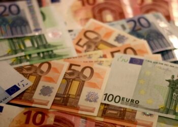 Μνημονιακά δάνεια: Θα πληρώνουμε μέχρι το 2070 - Το χρονοδιάγραμμα αποπληρωμής των περίπου 230 δισ. ευρώ