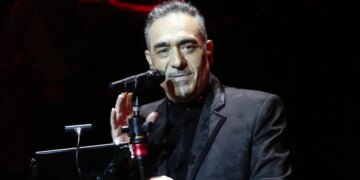 Νότης Σφακιανάκης: Παντρεύεται ο γιος του, Απόλλωνας, με την αγαπημένη του Νατάσα Καμπισιούλη