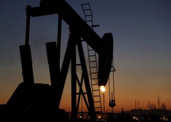 ΟΠΕΚ+: Επτά χώρες συμφώνησαν σε αύξηση της παραγωγής πετρελαίου, καθώς οι τιμές του αργού υποχωρούν