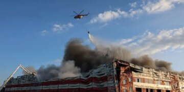 Ουκρανία: Η Ρωσία σφυροκόπησε το Κίεβο με 41 πυραύλους και drones στην μεγαλύτερη επίθεση από την αρχή του πολέμου - Ένας νεκρός και 16 τραυματίες