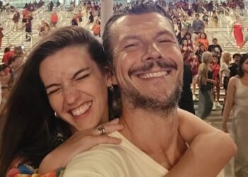 Ο Ιωάννης Παπαζήσης και η Αναστασία Παντούση παρακολούθησαν συναυλία του Μπρούνο Μαρς στο Λονδίνο