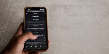 Chatbot αντί για ψυχολόγο; Οι ειδικοί κρούουν τον κώδωνα του κινδύνου