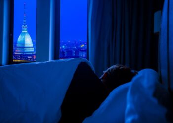 Πώς επηρεάζουν τον εγκέφαλο οι διαταραχές ύπνου