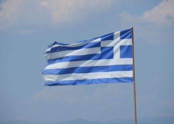 Τα δύο ορόσημα στην αποκλιμάκωση του δημοσίου χρέους - Η ακτινογραφία του