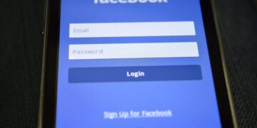 Προβλήματα στη λειτουργία του Facebook – Αναφορές χρηστών για εκτεταμένη διακοπή