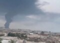 Οι ΗΠΑ σφυροκοπούν το Ιράν: Εκρήξεις και στη νήσο Κεσμ - Με σκληρά πλήγματα στη Σαουδική Αραβία απειλεί η Τεχεράνη