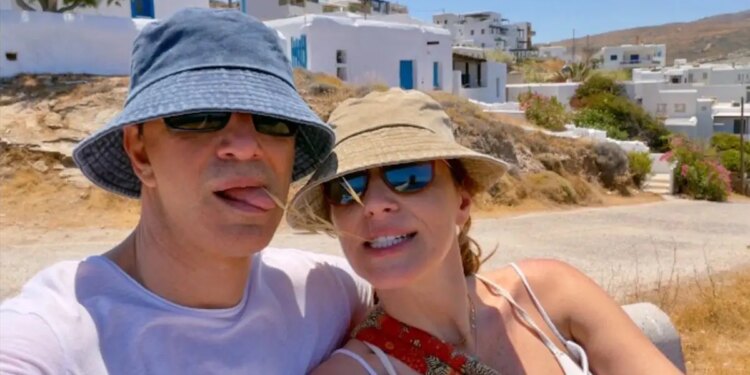 Σάκης Ρουβάς και Κάτια Ζυγούλη στη Σίφνο για διακοπές