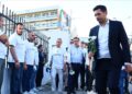 Θεσσαλονίκη: Μήνυμα κατά της τρομοκρατίας «Δεν σας φοβόμαστε» στη συγκέντρωση διαμαρτυρίας στελεχών και μελών της ΝΔ έξω από Ιπποκράτειο