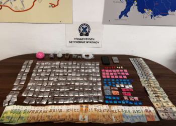 Συνελήφθη αλλοδαπός στη Μύκονο για διακίνηση ναρκωτικών – Κατασχέθηκαν φιξάκια κοκαΐνης και κεταμίνης, κάνναβη και παραισθησιογόνα μανιτάρια