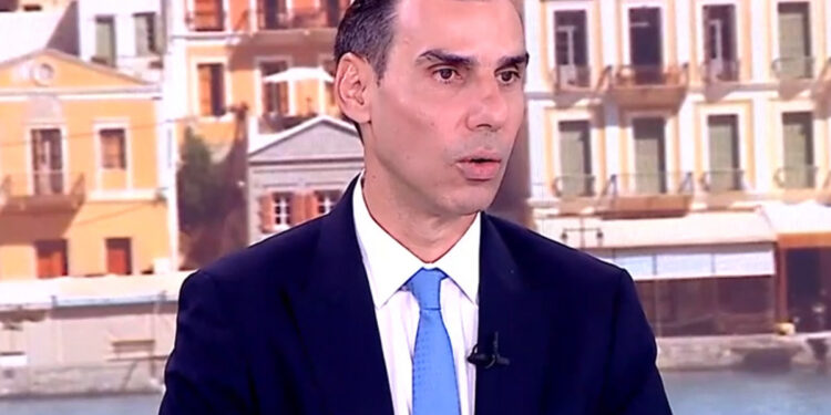 Αφροδίτη Νέστορα: Η αποκάλυψη του υφυπουργού Υγείας για πιθανή πλαστική επέμβαση λόγω των εγκαυμάτων