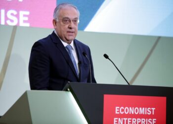 Το σχέδιο για τη νέα βιομηχανική Ελλάδα παρουσίασε στο συνέδριο του Economist ο Τ. Θεοδωρικάκος