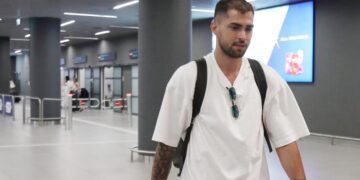 Στη Θεσσαλονίκη για τον Άρη ο Τολιόπουλος (pictures) - www.ertsports.gr