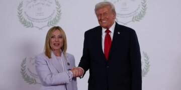 Νέα φραστική επίθεση του Ντόναλντ Τραμπ εναντίον της Τζόρτζια Μελόνι - «Χρειάζεται περιοριστικά μέτρα»