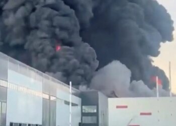 Η Ρωσία λέει πως χτύπησε ουκρανικά λιμάνια και πλοία – Βυθίστηκε το Golden Leo