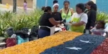 Βενεζουέλα: Τούρτα 7,7 μέτρων για τα παιδιά που χτυπήθηκαν από τους φονικούς σεισμούς