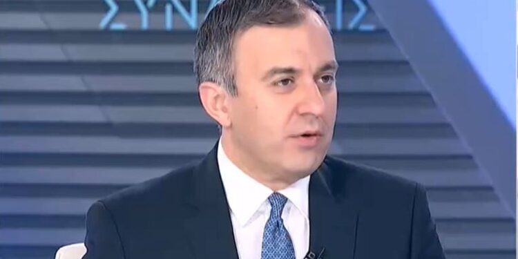 Χατζηβασιλείου στο EΡΤnews Radio 105,8: «Η Τουρκία διεκδικεί να αποκτήσει αυτά τα οποία για την Ελλάδα είναι συμφωνημένα» – Απάντηση στα περί «εθνικής ήττας»