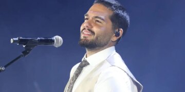 O Χρήστος Μάστορας έρχεται στη σκηνή του VOX με πρόγραμμα