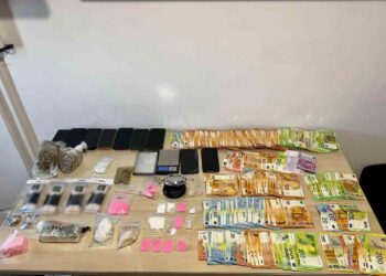 Μύκονος: Εννέα συλλήψεις για διακίνηση ναρκωτικών – Πώς δρούσε το κύκλωμα και ο ρόλος του 35χρονου αρχηγού