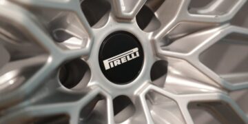 Η Pirelli απομακρύνεται από τους Κινέζους