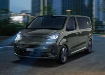 FIAT Scudo Combi: Ο τέλειος μεταφορέας για έως και 9 ενήλικους