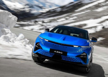 Η Alpine δεν θέλει να γίνει η γαλλική Porsche!