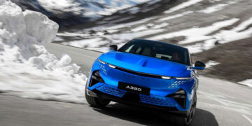 Η Alpine δεν θέλει να γίνει η γαλλική Porsche!