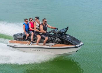 Στην Ευρώπη το πρώτο 4θέσιο jet ski της Yamaha