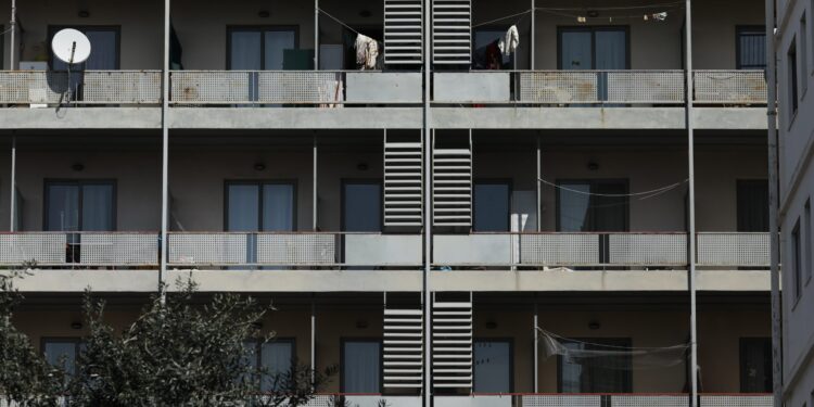 Φοιτητική στέγη: Πάνω από 1 δισ. ευρώ για νέες εστίες, έως 2.500 ευρώ το στεγαστικό επίδομα - Τι ανακοίνωσε ο Ν. Παπαϊωάννου στο ΕΡΤnews