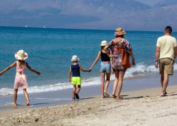 Τουρισμός για Όλους 2026-2027: Εκπνέει αύριο (21/08) η προθεσμία για την υποβολή αιτήσεων