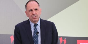 Τηλεφωνική επικοινωνία Γεραπετρίτη με τον Ινδό ομόλογό του - Στο επίκεντρο οι διμερείς σχέσεις και οι περιφερειακές εξελίξεις