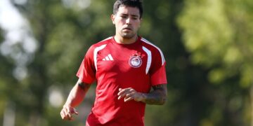 «Προφορική συμφωνία Ρίβερ-Ολυμπιακού για Ορτέγκα»