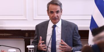 Μητσοτάκης στο Politico: Η ΕΕ πρέπει να αποκτήσει έκτακτο μηχανισμό απέναντι στην εργαλειοποίηση της μετανάστευσης