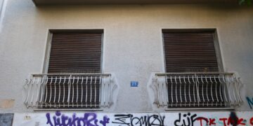 Φρίκη με το νεκρό βρέφος στην Κυψέλη: Έφερε 20 μαχαιριές - Στο μικροσκόπιο των ερευνών ο δράστης και η ταυτότητα της μητέρας - ertnews.gr