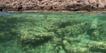 Εκτίμηση για εντοπισμό πυρομαχικών σε θαλάσσια περιοχή της Καρπάθου – Απαγορεύτηκε η κολύμβηση - ertnews.gr