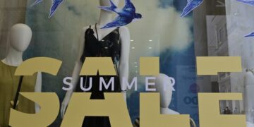 Eμπορικός Σύλλογος Αθηνών: Οι θερινές εκπτώσεις έχουν χάσει τον ρόλο τους – Ανάγκη άμεσης αλλαγής του θεσμικού πλαισίου