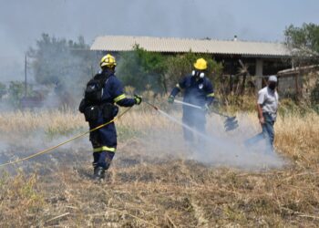 Ο Προέδρος της Δημοκρατίας για τις προσπάθειες του Πυροσβεστικού Σώματος στις πυρκαγιές