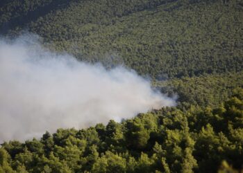 Eπίσκεψη Μητσοτάκη στο Συντονιστικό Κέντρο Επιχείρησης και Διαχείρισης Κρίσεων - ertnews.gr