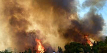 Χάρτης Πρόβλεψης Κινδύνου Πυρκαγιάς: Πολύ υψηλός κίνδυνος την Τρίτη σε Αττική, Εύβοια και Χίο - ertnews.gr