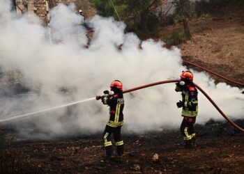 Σε κατάσταση κινητοποίησης «Red Code» αύριο για Αττική, Εύβοια, Χίο και Λέσβο - Πολύ υψηλός κίνδυνος πυρκαγιάς - ertnews.gr